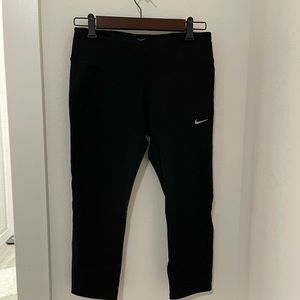 Nike Dry Fit Running Crops - size M - NEW w/o tags